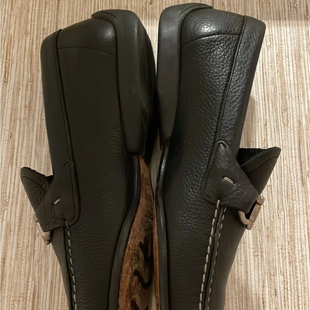 Salvatore Ferragamo Black Leather Bit Slip-On Loafers